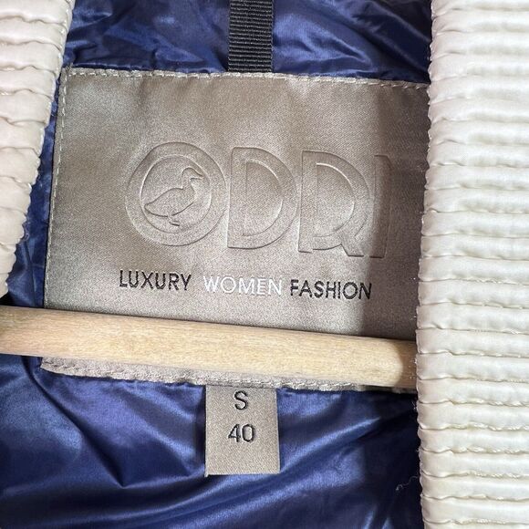 Odri White Blue Abstract Quilted Full Zip Feather Down Jacket Women's Si… - Picture 6 of 13